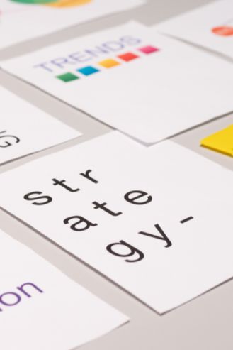 10 Essential Predictive Marketing Tools Every CMO Should Implement in 2025